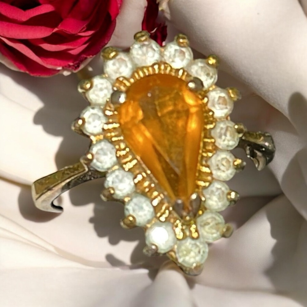 Vintage gold cubic zirconia statement ring